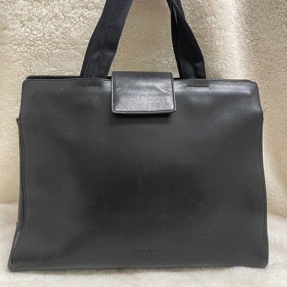 Authentic PRADA Vitello City Tote Black Sleek Leather Medium Size Unisex - Picture 1 of 16